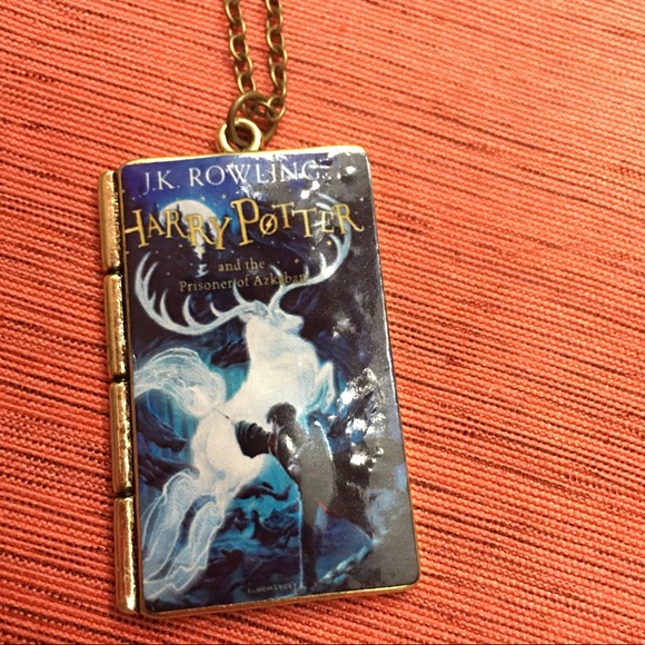 Harry Potter Necklace - Picture 2 of 8
